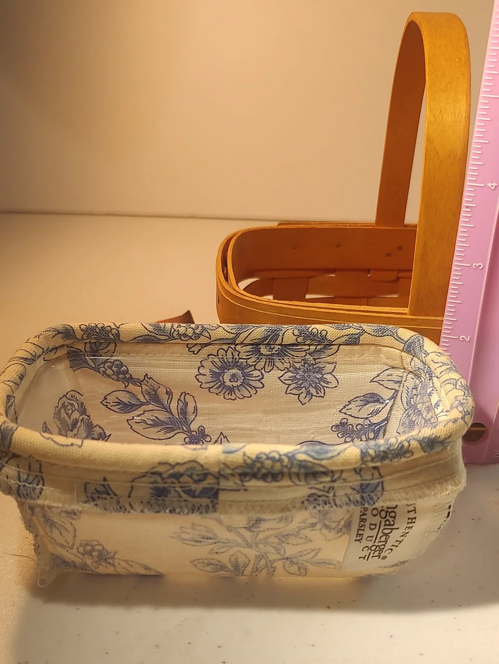 Longaberger Parsley Basket,  Plastic Protector And Liner In A Toile Print